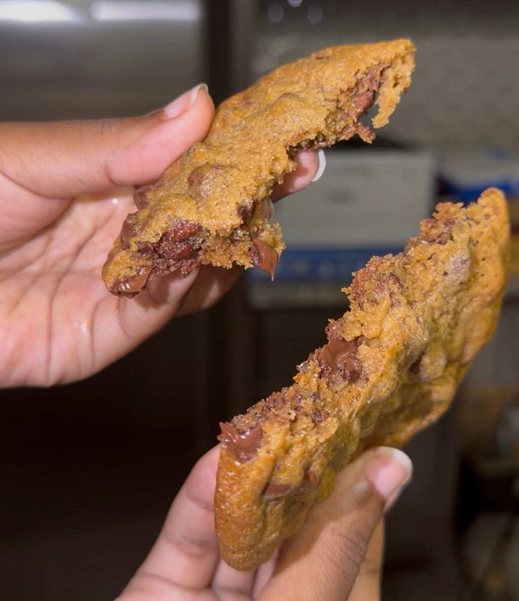 🍪 The Perfect Chocolate Chip Cookie (3 oz) - Freshly Baked to Order